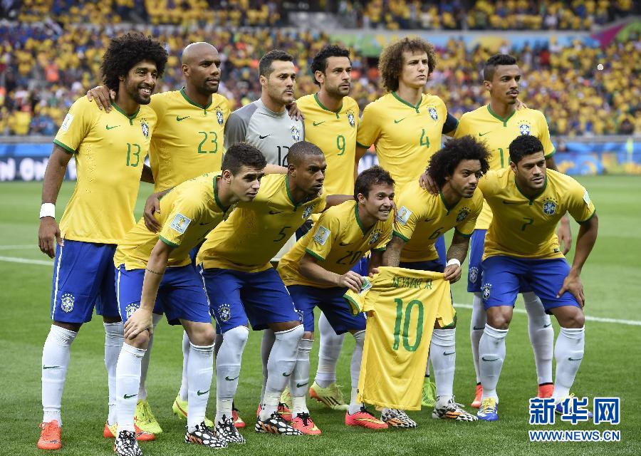 （世界杯）（2）足球——半决赛：巴西队首发阵容