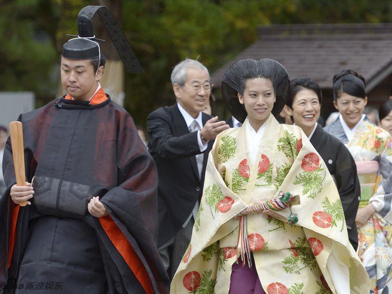 日本佳子公主美貌似明星 图揭日本皇室公主成长史
