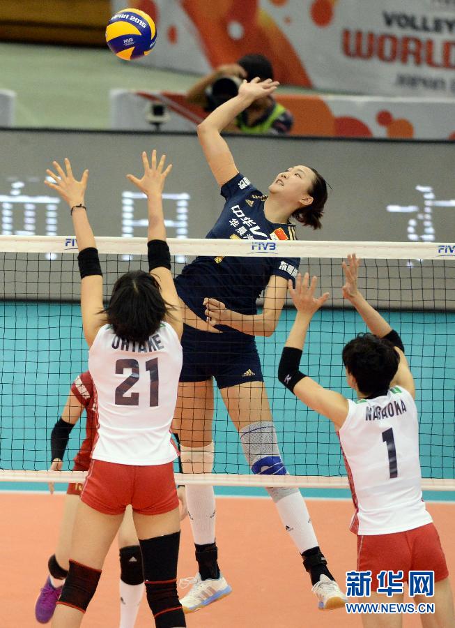 （体育）（12）排球——女排世界杯：中国队夺冠