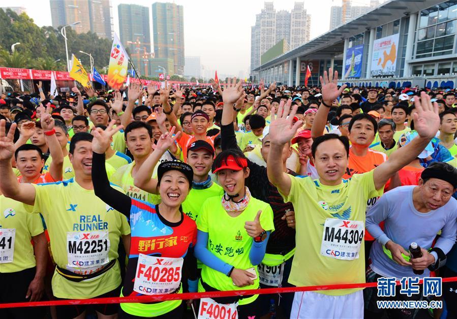 （新华全媒头条·体育）（6）马拉松——奔跑中的美丽 